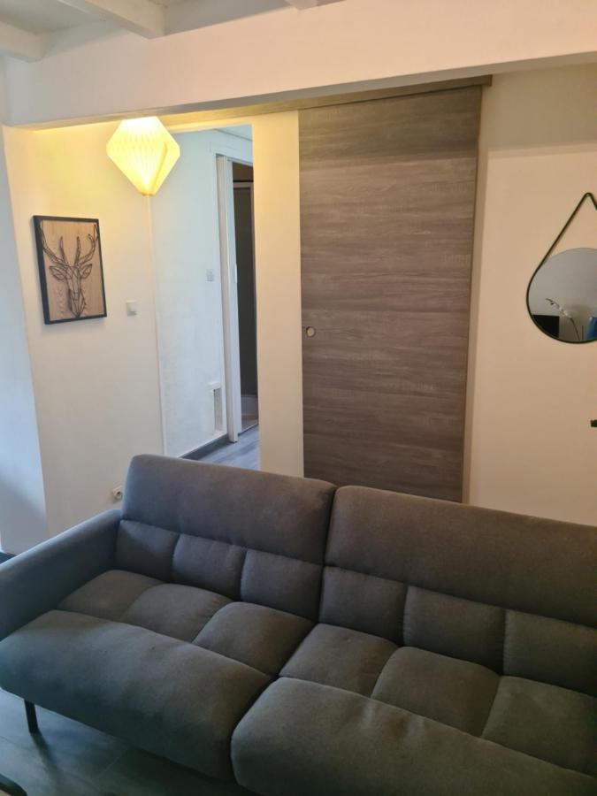 Logement Entier Situe A Taponnat Fleurignac. Экстерьер фото