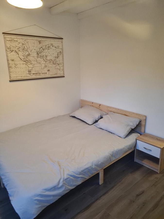 Logement Entier Situe A Taponnat Fleurignac. Экстерьер фото